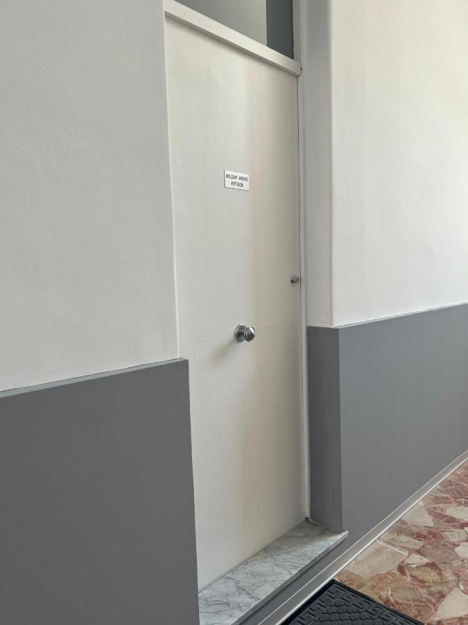 Holiday House Fifteen Catania Bagian luar foto