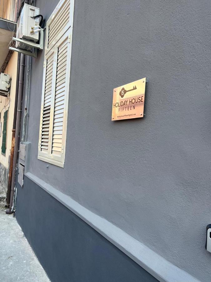 Holiday House Fifteen Catania Bagian luar foto